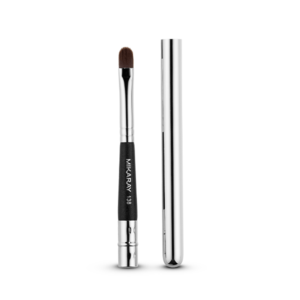 Covered Lip Brush No. 138 - Retractable brush with cap for precise application of lip color