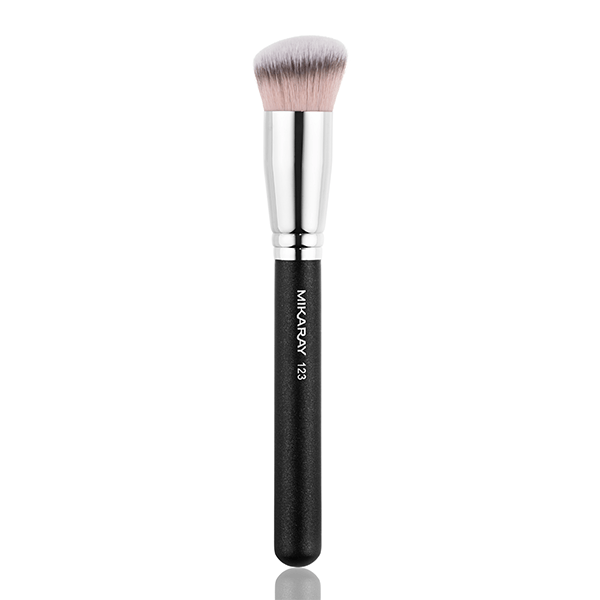 Professional foundation brush for seamless makeup application