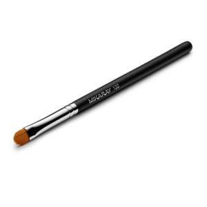 Small Flat Creamy Brush - Precise application of creamy makeup products